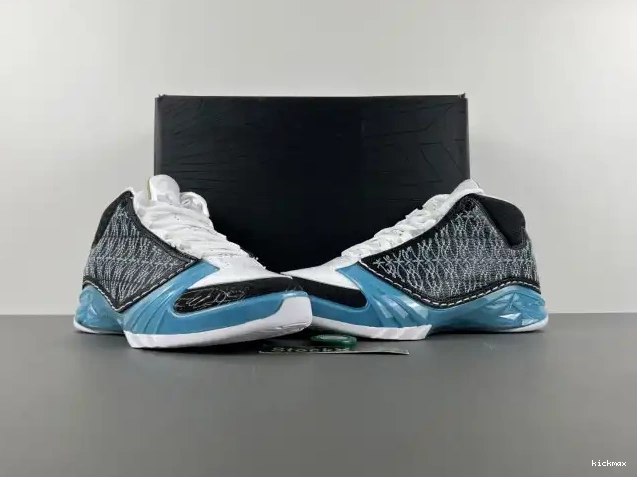 Rep 318376-041 23 UNC Jordan 0526